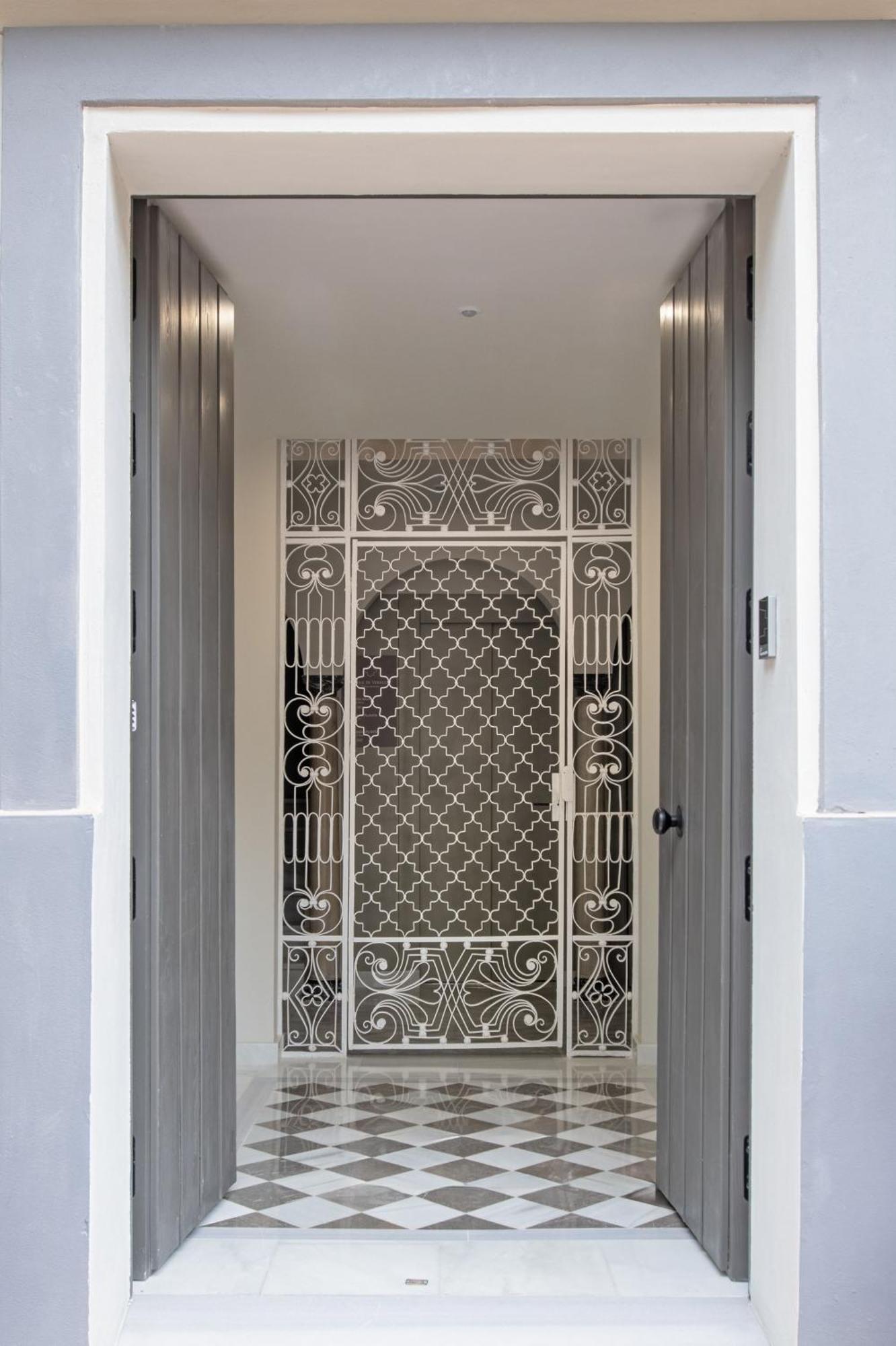 Hommyhome Duque De Veragua เซบีญา ภายนอก รูปภาพ